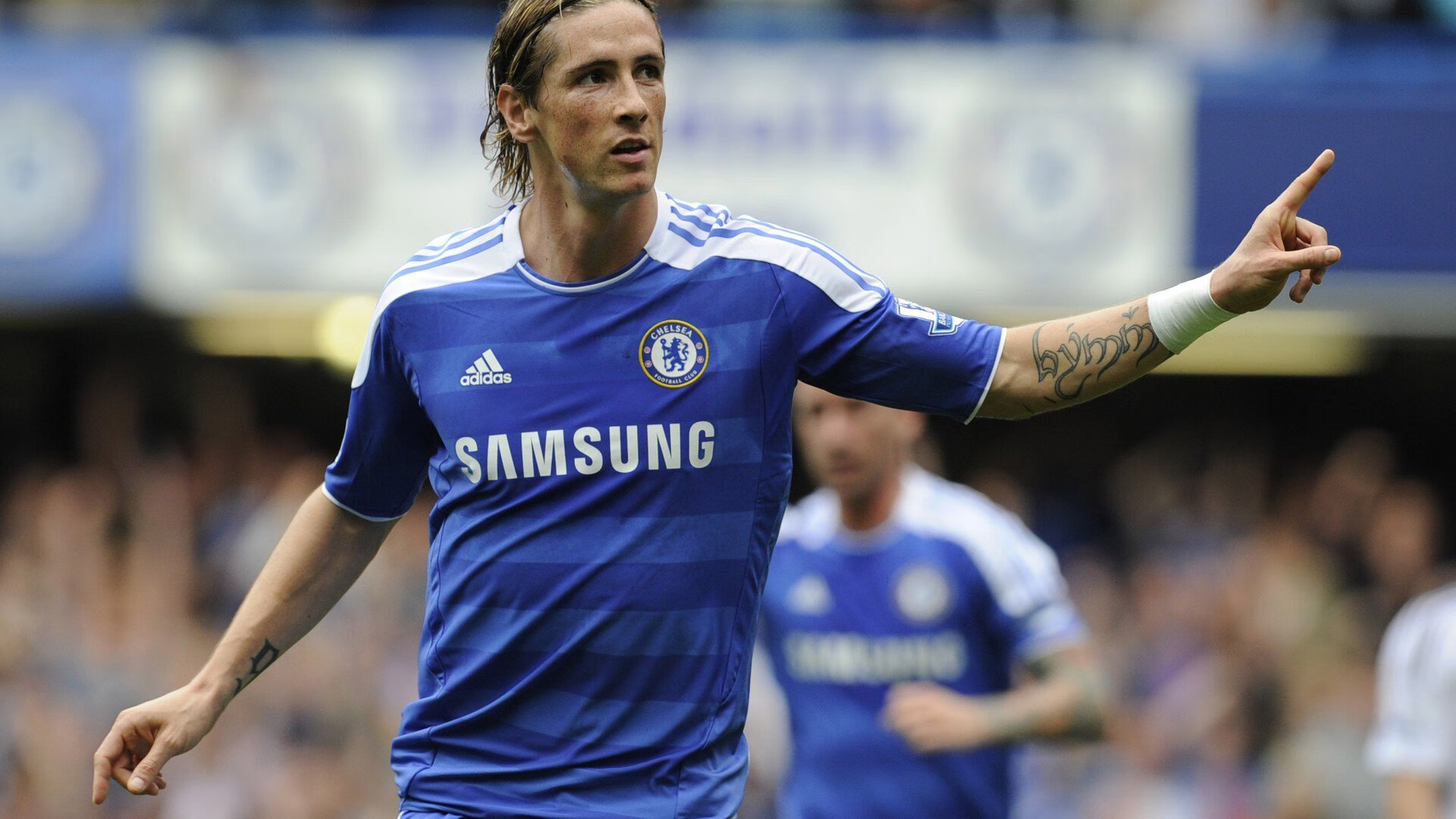 法国混合接力赛道表现亮眼，法国混双组合