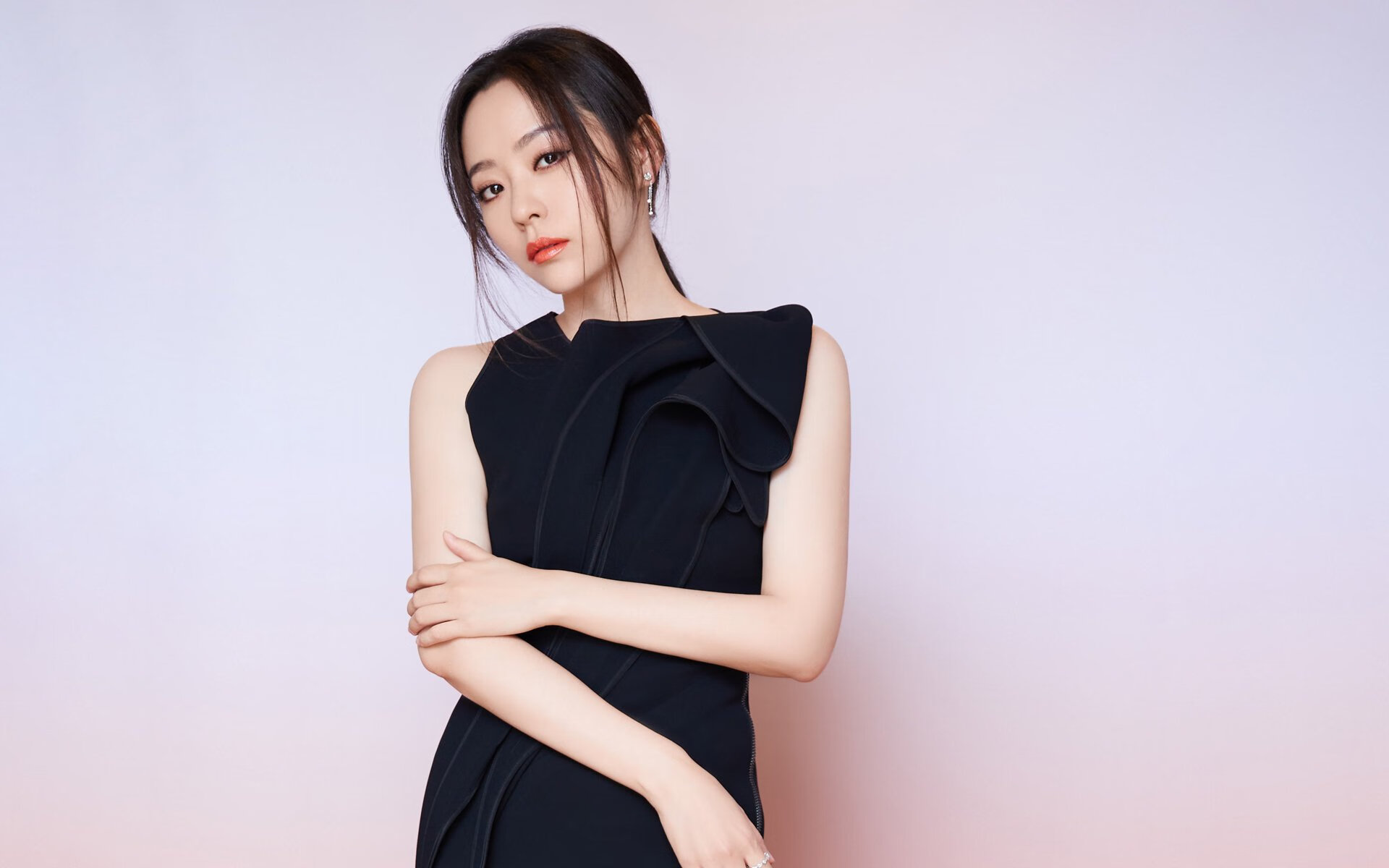 _体育明星跨界参与，网球运动迎来新风潮_，明星 网球